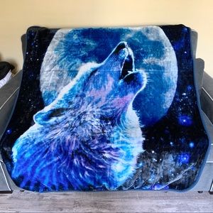 Wolf Throw Blanket 🐺
